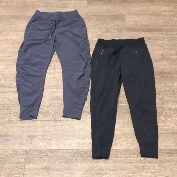 ⭐️⬇️ ATHLETA *BUNDLE* WOMEN’S ATHLETIC JOGGER/WORKOUT PANTS - Picture 1 of 13